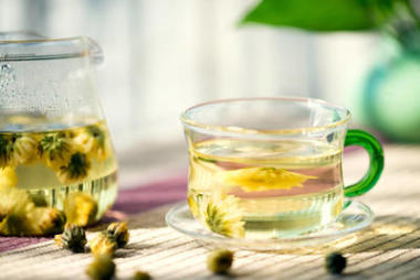 中國紅茶在陽臺(tái)上圖片