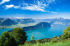 美丽的景色，到卢塞恩湖 (Vierwaldstattersee)
