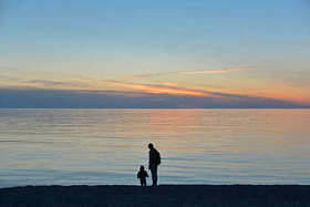 在海上日落图片