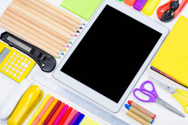 辦公用品及數(shù)字平板電腦