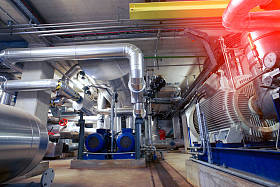 设备、 电缆和管道在现代行业里面都可以找到