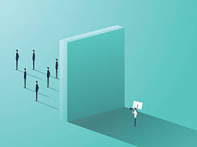 抗议者说，通过扩音器或扩音器和拿着标语牌、 横幅矢量图标。象征主义、 示范、 人权、 言论自由