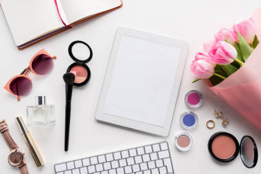 数字平板，化妆品，配件 4