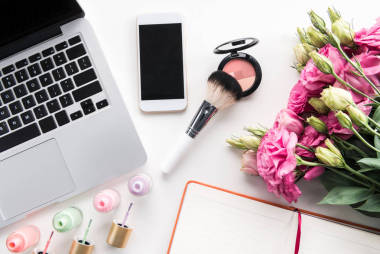 数字设备和化妆