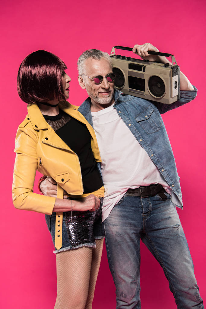 高级夫妇与磁带录音机 高级夫妇与磁带录音机