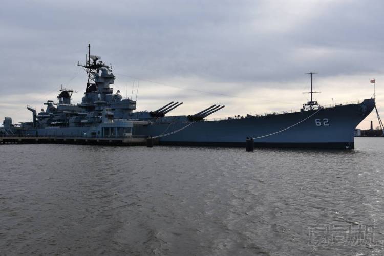 Uss 新澤西 (Bb-62) 在新澤西州的卡姆登
