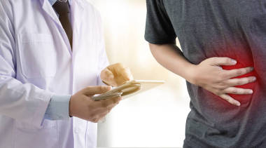 疼人患腰痛背痛緩解疼痛