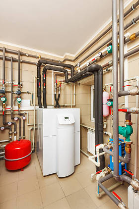 配热泵、家用锅炉房桶;阀门;传感器