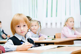 学生在学校的教室