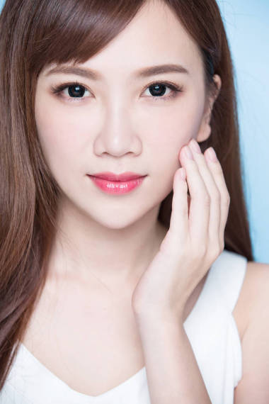 美亞裔女子圖片