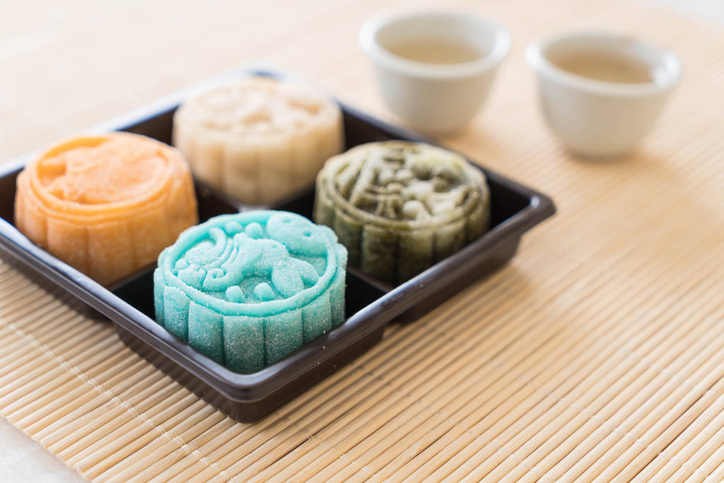 新鲜的月饼图片 新鲜的月饼图片