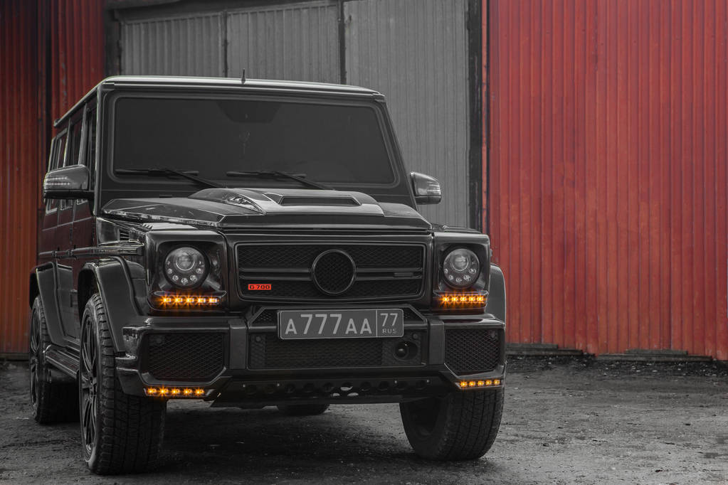 梅赛德斯-奔驰 G 级 (Gelandewagen) 梅赛德斯-奔驰 G 级 (Gelandewagen)