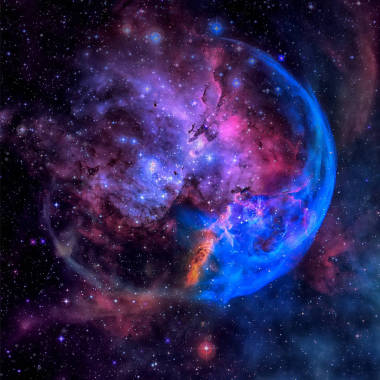 鷹狀星云。這幅圖像由美國(guó)國(guó)家航空航天局提供的元素