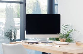 空白的电脑屏幕图片