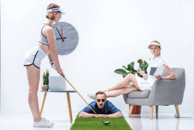 打高爾夫的人圖片