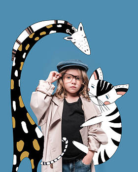 小女孩用神奇的动物