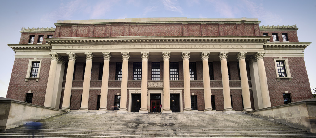 哈佛大学-widener 图书馆入口