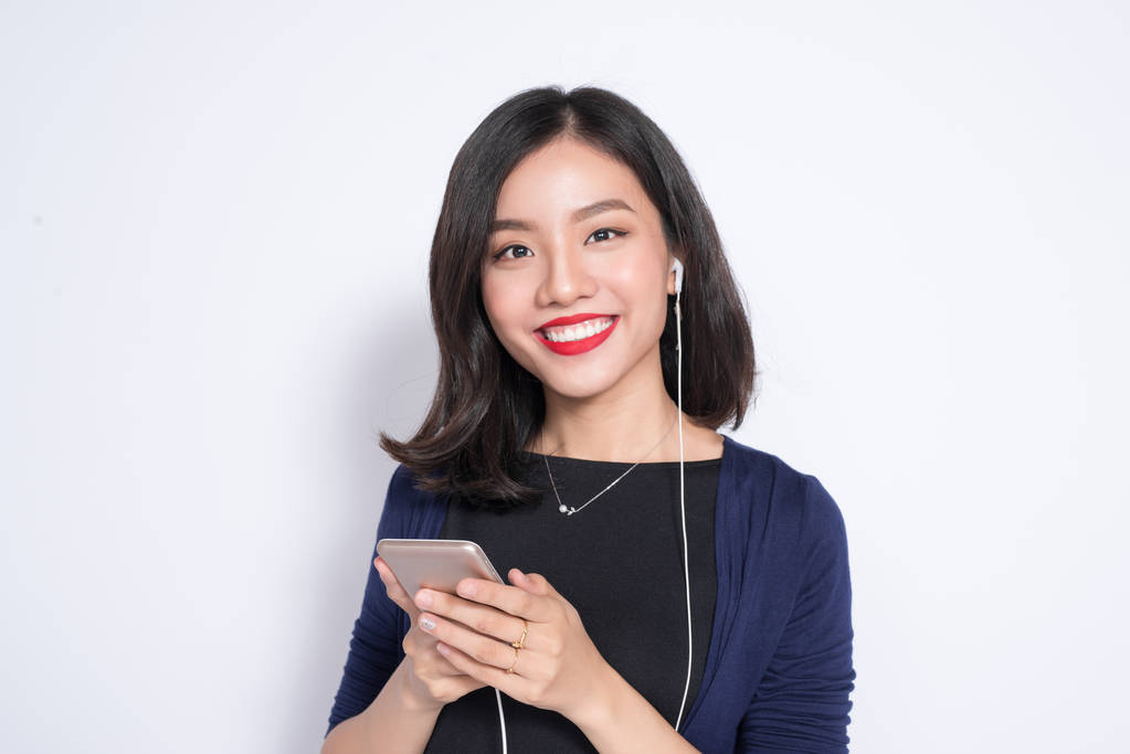 购物袋红色连衣裙的女人 购物袋红色连衣裙的女人