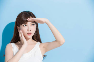 美麗女人看的地方照片