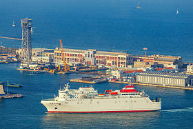 巴塞罗那。海港的视图.图片