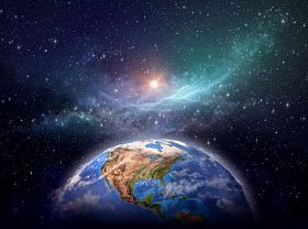 地球在宇宙的空间照片