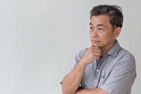 严重中间岁高级老人思维，负性情绪