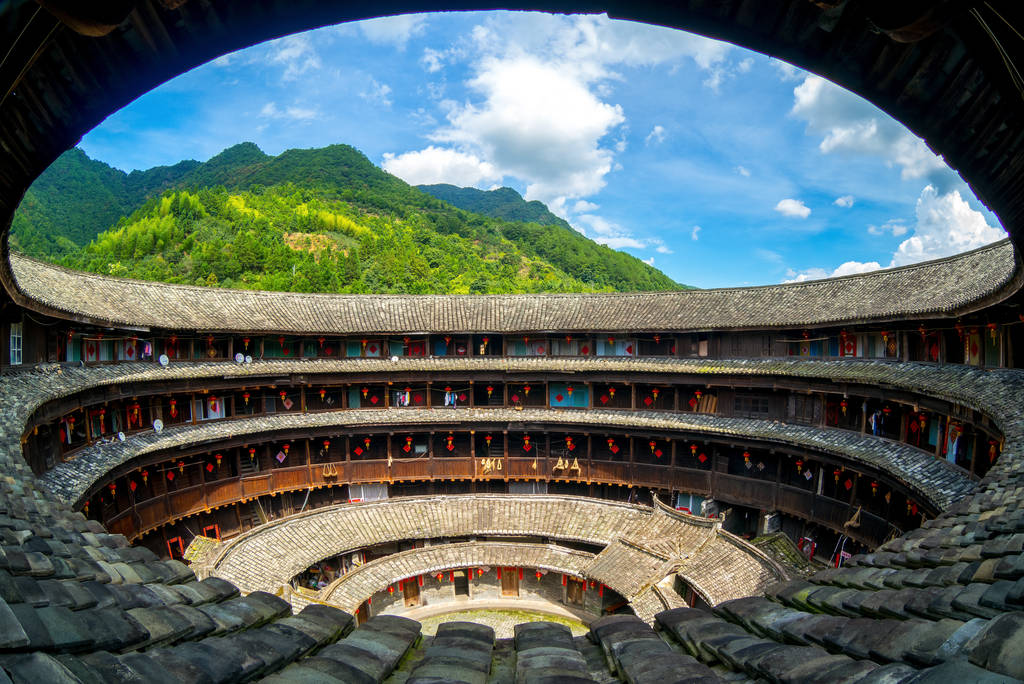 福建土楼 (客家回旋) 通过鱼眼镜头的鸟瞰图 福建土楼 (客家回旋) 通过鱼眼镜头的鸟瞰图