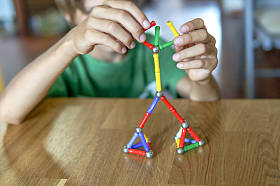 玩磁铁构造函数在家