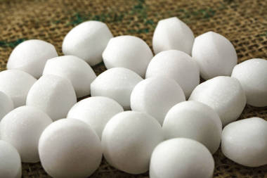 在麻布樟脑丸图片