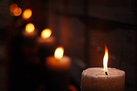 教堂里的蜡烛棒