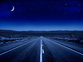 繁星满天的夜晚路