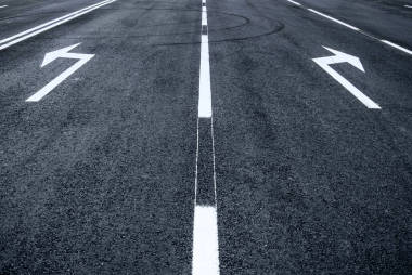 左边右边的箭头路标转