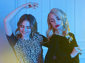 舞蹈美丽的夫妇图片