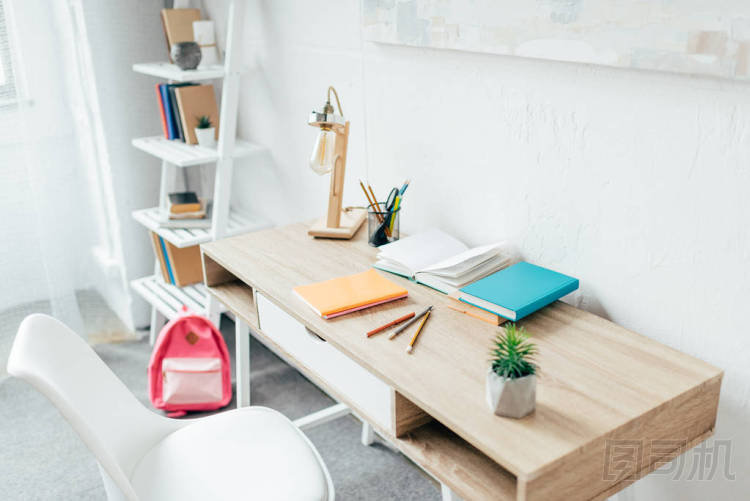 簡約的內(nèi)飾空間照片