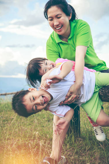 家庭及兒童玩樂性質(zhì)的概念。復(fù)古色調(diào)