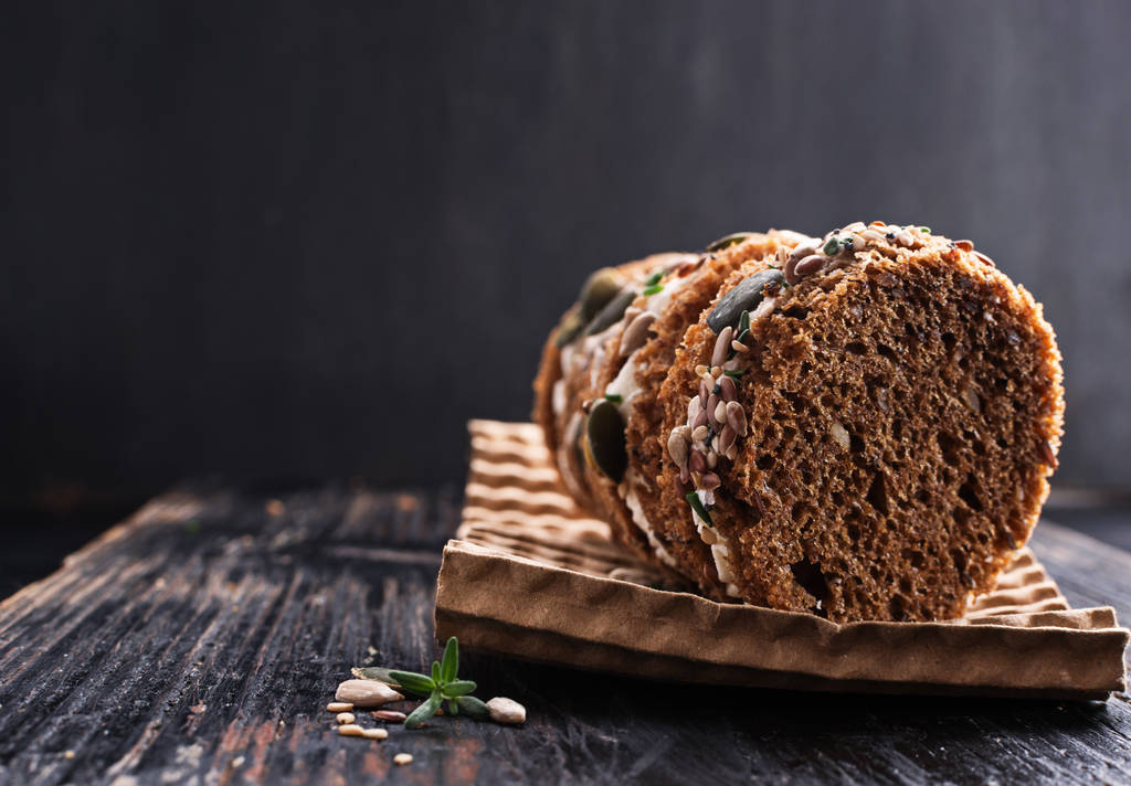 三明治黑麦面包图片 三明治黑麦面包图片