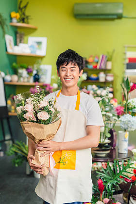花店控股束鲜花图片