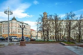 普希金广场、 特维尔大街