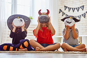 孩子们在万圣节那天图片