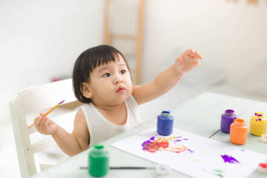 用画笔绘制的宝贝女儿 图片