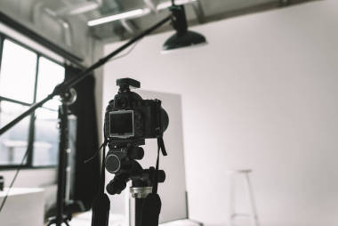 數(shù)碼相機在攝影工作室 圖片