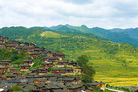 西江苗族村房屋山鸟瞰图