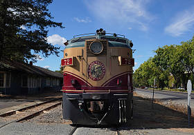 在纳帕，加州的葡萄酒火车