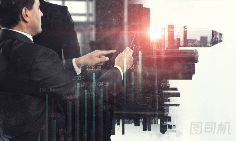 現(xiàn)代的經(jīng)營作風(fēng)。混合媒體