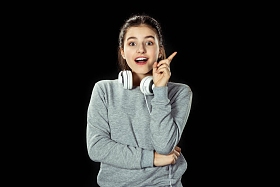 十几岁的女孩有想法图片