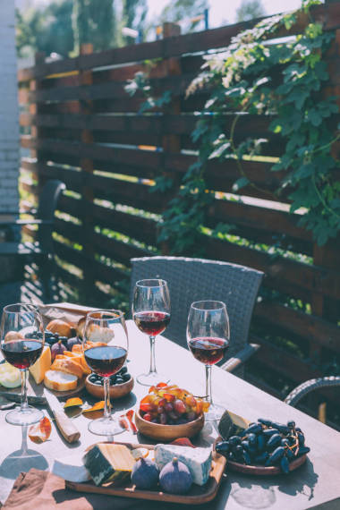 紅酒配各種小吃