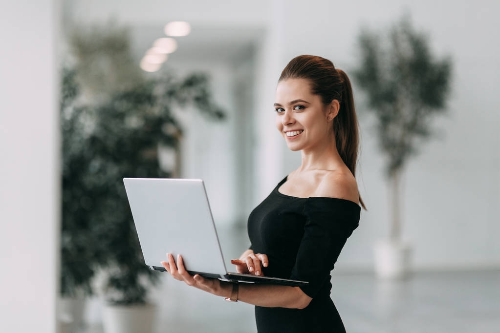 美丽的商业女性图片 美丽的商业女性图片