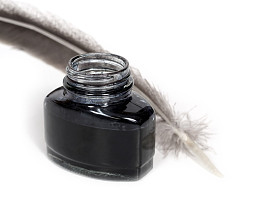 墨砚和羽毛笔图片