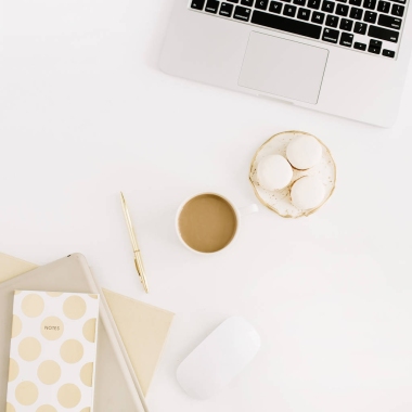 現(xiàn)代工作區(qū)與筆記本電腦