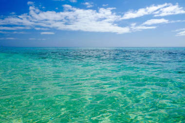 水晶海水背景